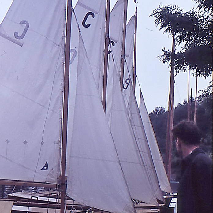 Cadet-Bootsbau mit Schülern in den 60er Jahren